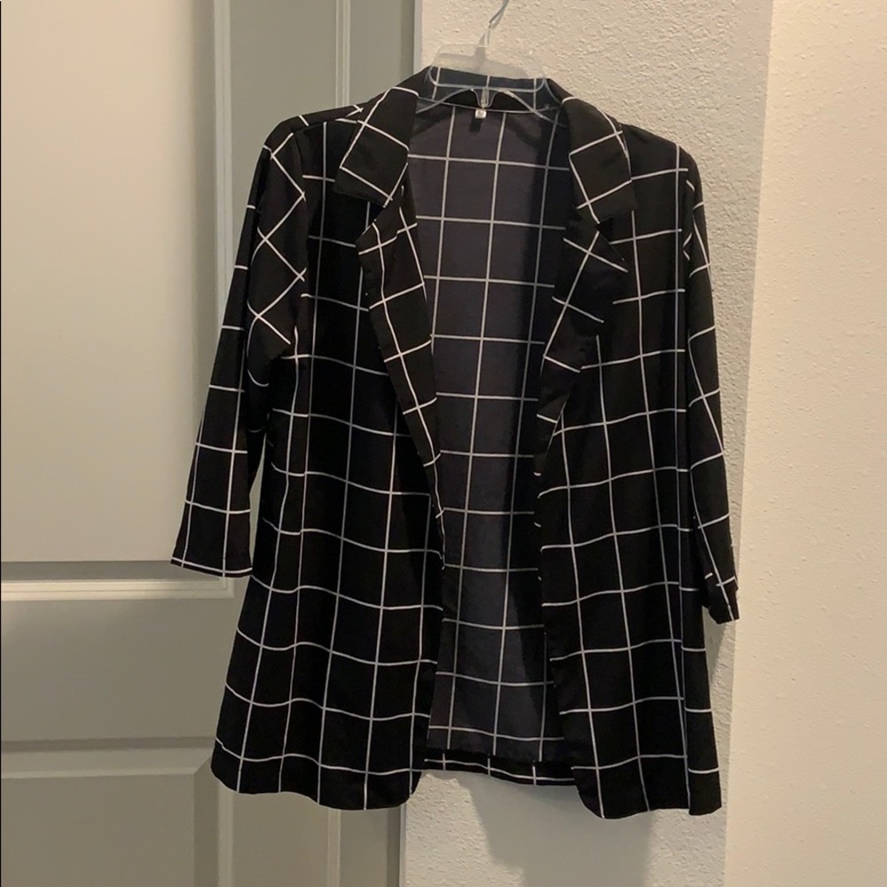 Window pane boyfriend blazer
